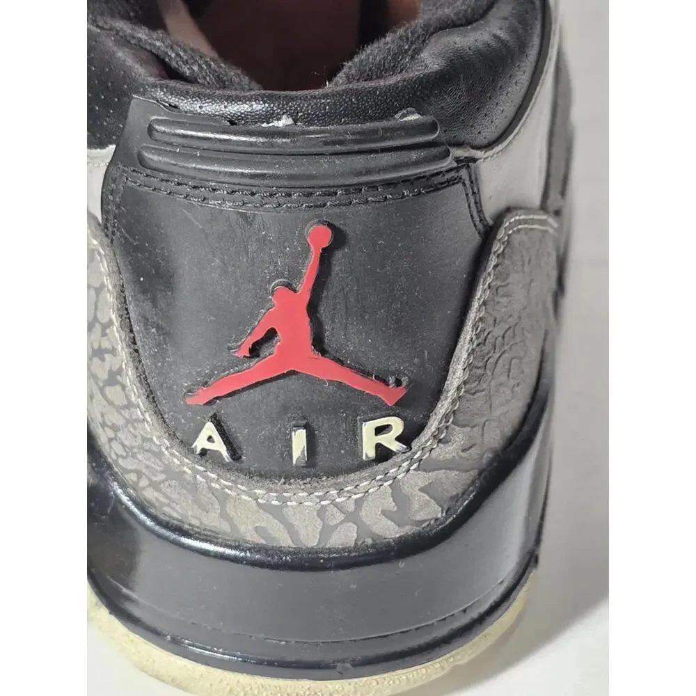 Air Jordan 3 Retro Stealth‎ 2011  Size 9.5 SB11